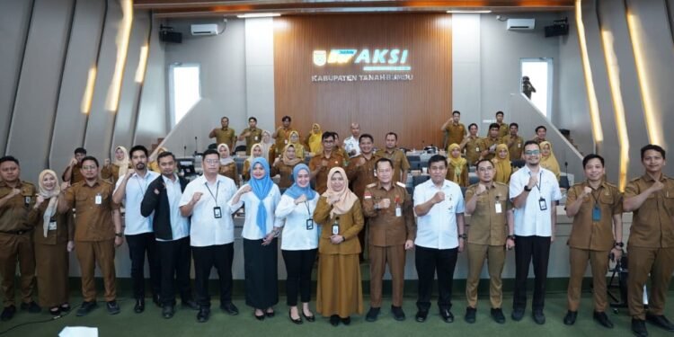 Kolaborasi Pemkab Tanbu dan Bank Kalsel: Bayar Pajak Bisa Lewat QRIS