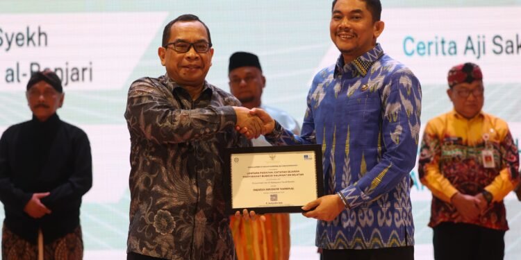 Bupati Andi Rudi Latif Bawa Lontara Pagatan Masuk Ingatan Kolektif Nasional 2026