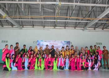 Bupati Andi Rudi Latif Dorong Regenerasi Penari Tradisional di Tanah Bumbu