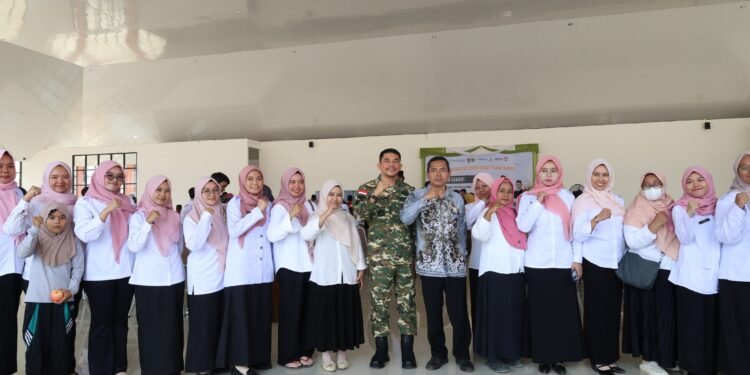 Bupati Andi Rudi Latif Sambut Kedatangan Tenaga Kependidikan, Kadet PPL, dan Dosen Pendamping UNHAN Perkuat Sekolah Rakyat