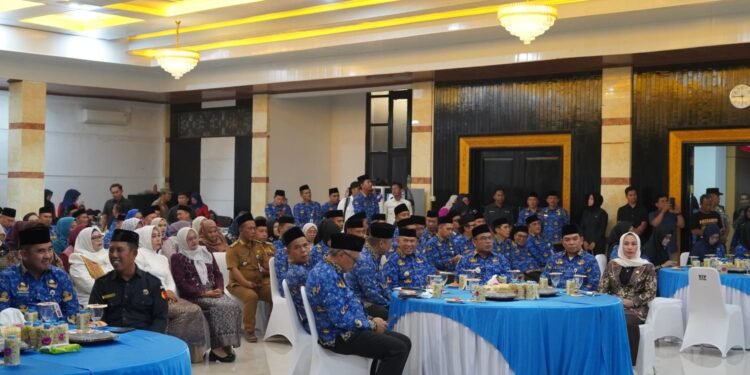 Pengukuhan KORPRI Kotabaru, Kepala BKN RI Tekankan Pelayanan Digital dan Promosi Potensi Daerah